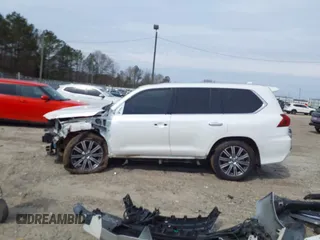 2016 Lexus LX 570 with VIN JTJHY7AXXG4194696, listed as a IAAI auction lot 41583183 with 110,356 mi miles and . Bid and sale history available at DreamBid. Image 15.