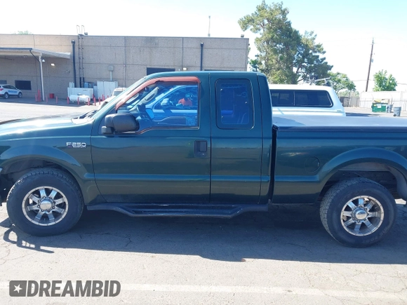 2003 Ford F-250 XL с VIN 1FTNX20L33EC88739, выставлен на аукционе IAAI как лот 42293415 с пробегом 163 159 миль миль и . История ставок и продаж доступна на DreamBid. Изображение 14.