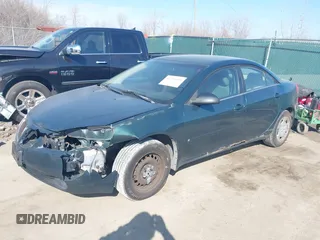 2007 Pontiac G6 1SV Value Leader with VIN 1G2ZF58B274261341, listed as a IAAI auction lot 41704035 with 196,225 mi miles. Bid and sale history available at carsss.com. Image 2.