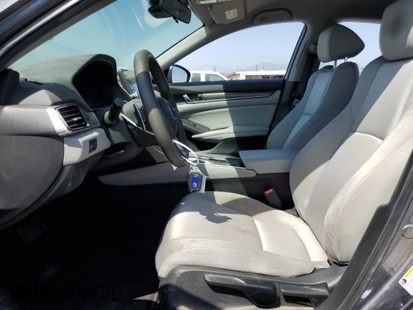 2019 Honda Accord с VIN 1HGCV3F10KA015662, выставлен на аукционе Copart как лот 61217255 с пробегом 57 416 миль миль и Списание • Salvage title. История ставок и продаж доступна на DreamBid. Изображение 7.