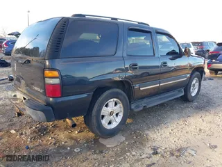 2005 Chevrolet Tahoe LS with VIN 1GNEK13T75J126912, listed as a IAAI auction lot 41370116 with 242,937 mi miles. Bid and sale history available at carsss.com. Image 4.