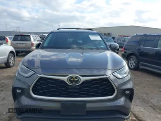 2021 Toyota Highlander L with VIN 5TDZZRAH7MS537442, listed as a IAAI auction lot 41530851 with 56,266 mi miles and . Bid and sale history available at DreamBid. Image 13.
