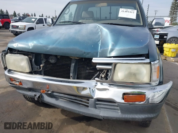 1996 Toyota T100 SR5 z VIN JT4UN24D7T0029477, wystawiony jako IAAI lot #41484412 z przebiegiem 260 843 mil mil oraz . Historia ofert i sprzedaży dostępna na DreamBid. Obrazek 19.