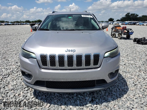 2019 Jeep Cherokee Latitude with VIN 1C4PJLCB5KD344560, listed as a Copart auction lot 51291715 with 15,710 mi miles and Non Repairable. Bid and sale history available at DreamBid. Image 5.
