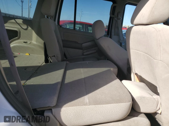 2006 Ford Explorer XLS z VIN 1FMEU72E76UA58986, wystawiony jako Copart lot #49586595 z przebiegiem 158 902 mil mil oraz Szkoda całkowita • Salvage title. Historia ofert i sprzedaży dostępna na DreamBid. Obrazek 11.