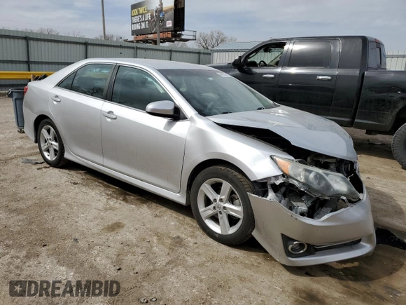 2014 Toyota Camry L with VIN 4T1BF1FK2EU836474, listed as a Copart auction lot 49423395 with 135,809 mi miles and Salvage Title. Bid and sale history available at carsss.com. Image 4.