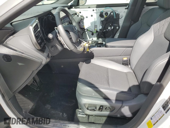 2024 Lexus RX 350 с VIN 2T2BAMBAXRC044511, выставлен на аукционе Copart как лот 47602595 с пробегом 2 328 миль миль и Списание • Salvage title. История ставок и продаж доступна на DreamBid. Изображение 7.