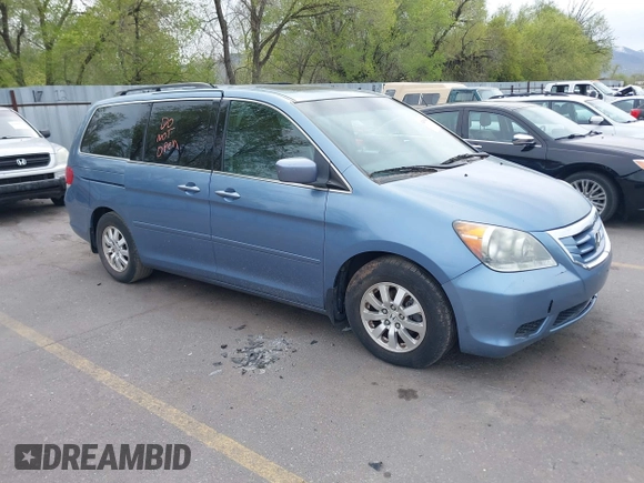 2008 Honda Odyssey EX-L with VIN 5FNRL38758B016872, listed as a IAAI auction lot 42094462 with 183,384 mi miles. Bid and sale history available at carsss.com. Image 1.