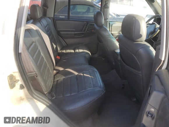 1998 Jeep Grand Cherokee Laredo with VIN 1J4GZ48Y9WC203024, listed as a Copart auction lot 83813114 with 105,044 mi miles and Non Repairable. Bid and sale history available at carsss.com. Image 11.