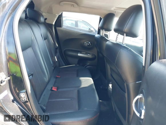 2012 Nissan Juke SL z VIN JN8AF5MV5CT113004, wystawiony jako IAAI lot #42190770 z przebiegiem 117 009 mil mil oraz . Historia ofert i sprzedaży dostępna na DreamBid. Obrazek 8.