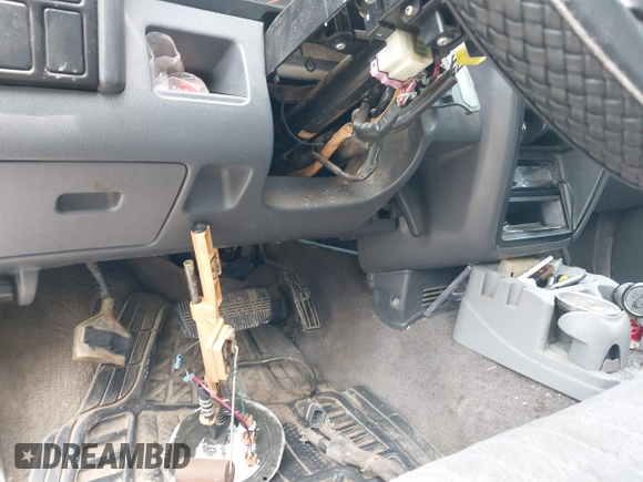 1995 Nissan Frontier с VIN 1N6SD11S9SC324761, выставлен на аукционе IAAI как лот 42143449 с пробегом 184 089 миль миль и . История ставок и продаж доступна на DreamBid. Изображение 12.
