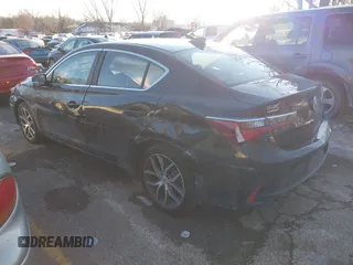 2021 Acura ILX w/Premium Package with VIN 19UDE2F76MA005532, listed as a IAAI auction lot 41339985 with 42,767 mi miles. Bid and sale history available at carsss.com. Image 3.