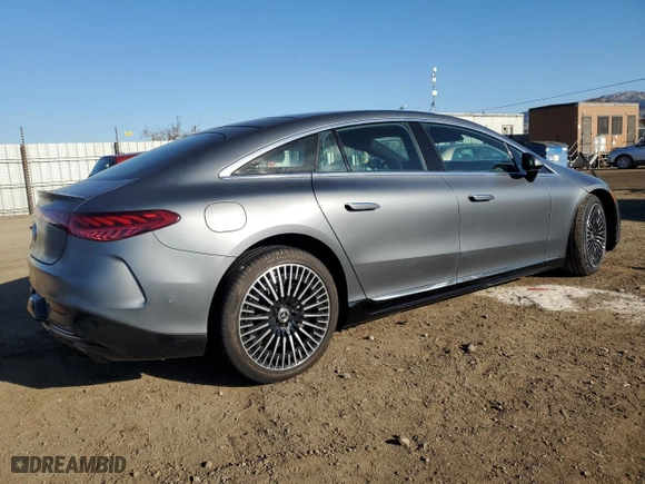 2022 Mercedes-Benz EQS with VIN W1KCG2DB0NA008557, listed as a Copart auction lot 42985905 with NaN miles and Salvage Title. Bid and sale history available at carsss.com. Image 3.