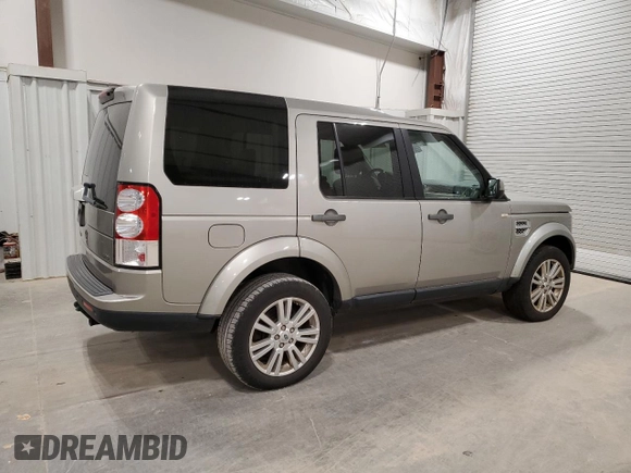 2011 Land Rover LR4 HSE z VIN SALAG2D47BA572956, wystawiony jako Copart lot #41887825 z przebiegiem 220 228 mil mil oraz Czysty tytuł • Clean title. Historia ofert i sprzedaży dostępna na DreamBid. Obrazek 3.