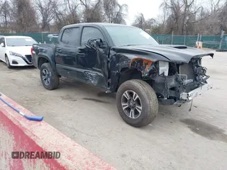 2017 Toyota Tacoma SR5 with VIN 5TFAZ5CN9HX043074, listed as a IAAI auction lot 41813109 with 137,335 mi miles and . Bid and sale history available at carsss.com. Image 1.