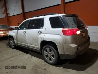 2015 GMC Terrain SLE z VIN 2GKFLWE36F6416453, wystawiony jako Copart lot #82140654 z przebiegiem 114 833 mil mil oraz Czysty tytuł • Clean title. Historia ofert i sprzedaży dostępna na DreamBid. Obrazek 2.