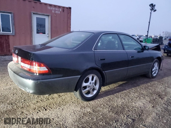 2001 Lexus ES 300 with VIN JT8BF28G010338826, listed as a Copart auction lot 87379074 with Not Provided miles and Salvage Title. Bid and sale history available at DreamBid. Image 3.