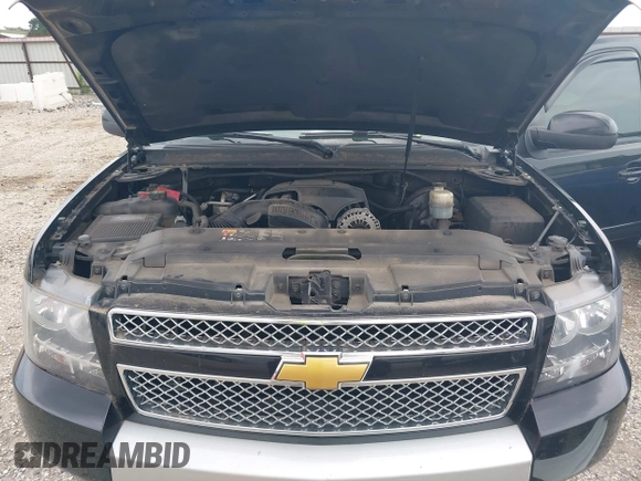 2012 Chevrolet Suburban LT with VIN 1GNSKJE71CR256394, listed as a IAAI auction lot 42689527 with 177,910 mi miles and . Bid and sale history available at DreamBid. Image 10.