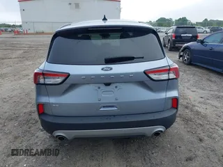 2022 Ford Escape SE z VIN 1FMCU0G61NUB15746, wystawiony jako IAAI lot #42107667 z przebiegiem 29 000 mil mil oraz . Historia ofert i sprzedaży dostępna na DreamBid. Obrazek 17.