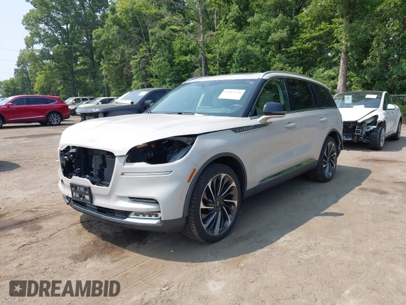 2020 Lincoln Aviator Reserve with VIN 5LM5J7XC8LGL00255, listed as a IAAI auction lot 42413528 with 24,480 mi miles and . Bid and sale history available at DreamBid. Image 17.