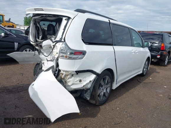 2012 Toyota Sienna SE с VIN 5TDXK3DC3CS268136, выставлен на аукционе IAAI как лот 42153110 с пробегом 248 887 миль миль и . История ставок и продаж доступна на DreamBid. Изображение 4.