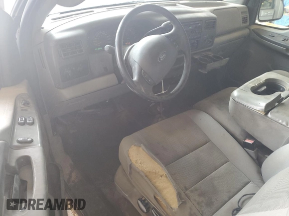 2004 Ford F-250 XL с VIN 1FTNF21L94EC06130, выставлен на аукционе Copart как лот 46876595 с пробегом 291 066 миль миль и На запчасти • Non repairable. История ставок и продаж доступна на DreamBid. Изображение 8.