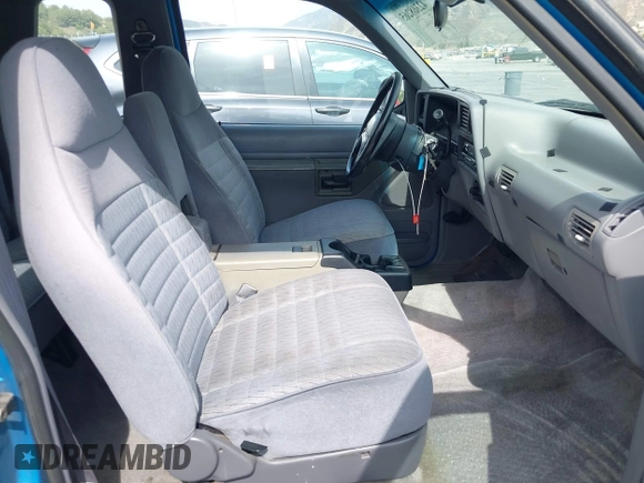 1994 Ford Explorer with VIN 1FMCU22X9RUD78617, listed as a IAAI auction lot 42368265 with 213,351 mi miles and . Bid and sale history available at DreamBid. Image 5.