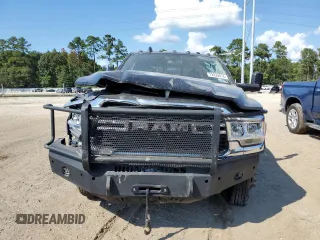 2020 Ram 3500 Tradesman with VIN 3C63RRGL8LG209890, listed as a Copart auction lot 72039474 with 246,260 mi miles and Salvage Title. Bid and sale history available at carsss.com. Image 5.