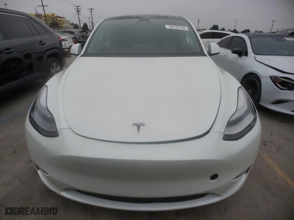 2021 Tesla Model Y Long Range with VIN 5YJYGDEE5MF072572, listed as a Copart auction lot 39226794 with 0 mi miles and Salvage Title. Bid and sale history available at carsss.com. Image 5.