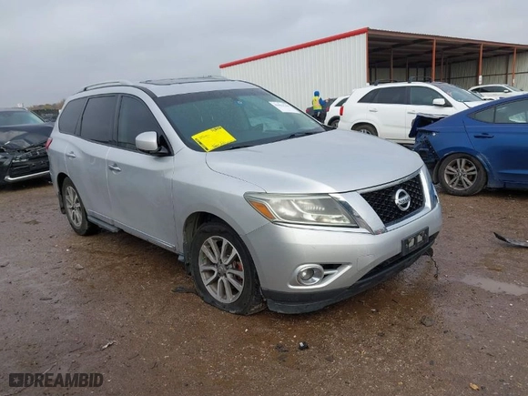 2014 Nissan Pathfinder SV with VIN 5N1AR2MN8EC663054, listed as a IAAI auction lot 41023768 with 177,994 mi miles. Bid and sale history available at carsss.com. Image 1.
