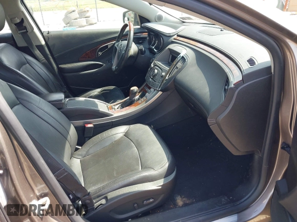 2012 Buick LaCrosse Premium 2 z VIN 1G4GF5E30CF119175, wystawiony jako IAAI lot #42132708 z przebiegiem 145 535 mil mil oraz . Historia ofert i sprzedaży dostępna na DreamBid. Obrazek 5.
