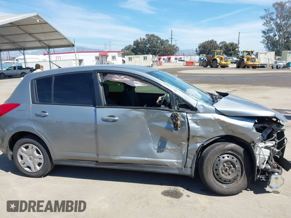 2011 Nissan Versa 1.8 S with VIN 3N1BC1CP5BL449570, listed as a IAAI auction lot 41884360 with 121,981 mi miles. Bid and sale history available at carsss.com. Image 13.