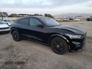 2022 Ford Mustang Mach-E California Route 1 z VIN 3FMTK2R72NMA38445, wystawiony jako Copart lot #84084384 z przebiegiem Nie podano mil oraz Szkoda całkowita • Salvage title. Historia ofert i sprzedaży dostępna na DreamBid. Obrazek 4.