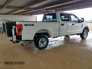2017 Ford F-250 Lariat z VIN 1FT7W2B6XHEE08322, wystawiony jako Copart lot #62522455 z przebiegiem 175 010 mil mil oraz Czysty tytuł • Clean title. Historia ofert i sprzedaży dostępna na DreamBid. Obrazek 3.