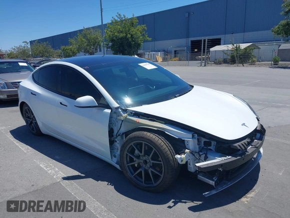 2023 Tesla Model 3 z VIN 5YJ3E1EA4PF454754, wystawiony jako IAAI lot #42665785 z przebiegiem 5 218 mil mil oraz . Historia ofert i sprzedaży dostępna na DreamBid. Obrazek 6.