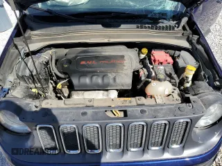 2018 Jeep Renegade Latitude с VIN ZACCJABB8JPJ21950, выставлен на аукционе Copart как лот 48224155 с пробегом 158 213 миль миль и Списание • Salvage title. История ставок и продаж доступна на DreamBid. Изображение 14.