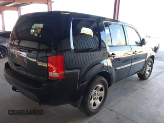 2010 Honda Pilot LX with VIN 5FNYF3H22AB010735, listed as a IAAI auction lot 41345443 with 109,024 mi miles and . Bid and sale history available at DreamBid. Image 4.