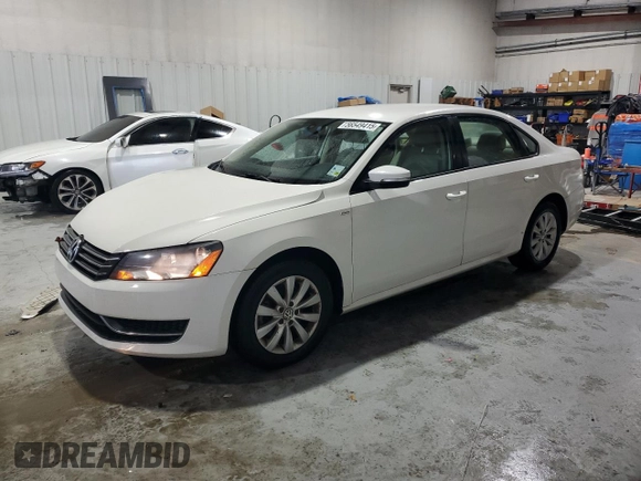 2013 Volkswagen Passat Wolfsburg Edition z VIN 1VWAH7A3XDC147667, wystawiony jako Copart lot #56549415 z przebiegiem 76 644 mil mil oraz Szkoda całkowita • Salvage title. Historia ofert i sprzedaży dostępna na DreamBid. Obrazek 1.