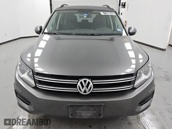 2016 Volkswagen Tiguan S with VIN WVGBV7AX8GW006260, listed as a Copart auction lot 51260635 with 92,982 mi miles and Clean Title. Bid and sale history available at DreamBid. Image 5.
