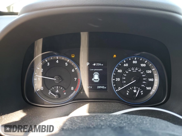 2018 Hyundai Kona SE with VIN KM8K1CAAXJU114043, listed as a Copart auction lot 49136825 with 28,942 mi miles and Salvage Title. Bid and sale history available at carsss.com. Image 9.