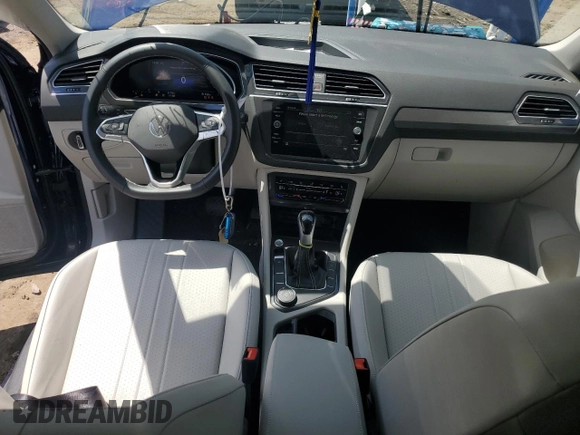 2024 Volkswagen Tiguan SE с VIN 3VVMB7AX8RM126148, выставлен на аукционе Copart как лот 54236005 с пробегом 3 110 миль миль и Чистый • Clean title. История ставок и продаж доступна на DreamBid. Изображение 8.