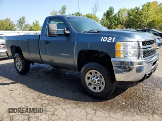 2013 Chevrolet Silverado 3500HD Work Truck with VIN 1GC3CZCG7DF228985, listed as a Copart auction lot 71725734 with 384,432 mi miles and Clean Title. Bid and sale history available at carsss.com. Image 4.