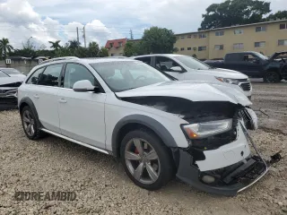 2014 Audi allroad Premium Plus with VIN WA1UFAFL1EA045564, listed as a Copart auction lot 68750554 with 78,929 mi miles and Salvage Title. Bid and sale history available at carsss.com. Image 4.