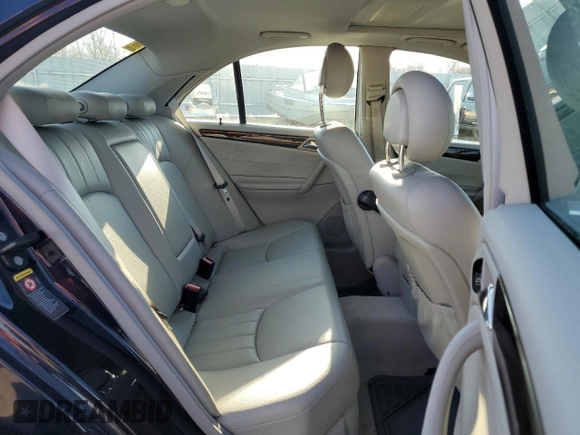 2005 Mercedes-Benz C 240 with VIN WDBRF81J75F601811, listed as a Copart auction lot 48210795 with 59,454 mi miles and Clean Title. Bid and sale history available at DreamBid. Image 10.
