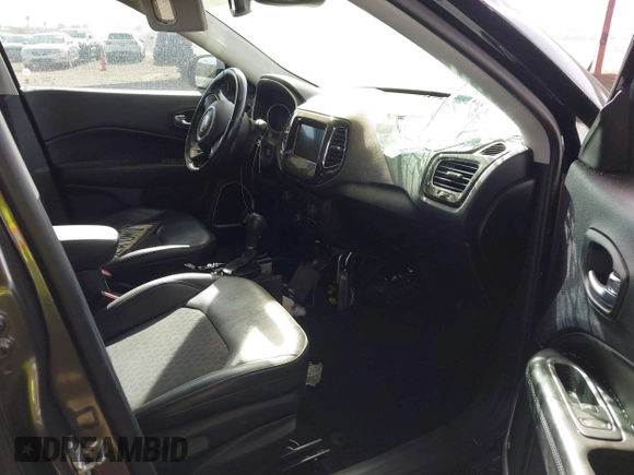 2021 Jeep Compass Altitude with VIN 3C4NJCBB9MT560370, listed as a IAAI auction lot 41583996 with 75,955 mi miles and . Bid and sale history available at DreamBid. Image 5.