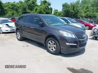 2017 Chevrolet Traverse LS z VIN 1GNKVFED9HJ114763, wystawiony jako IAAI lot #42468214 z przebiegiem 146 072 mil mil oraz . Historia ofert i sprzedaży dostępna na DreamBid. Obrazek 1.