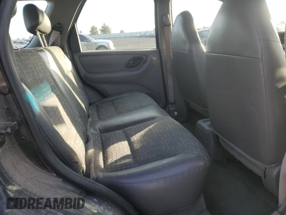 2001 Ford Escape XLS with VIN 1FMYU02101KE82516, listed as a Copart auction lot 46163255 with 190,989 mi miles and Salvage Title. Bid and sale history available at carsss.com. Image 11.