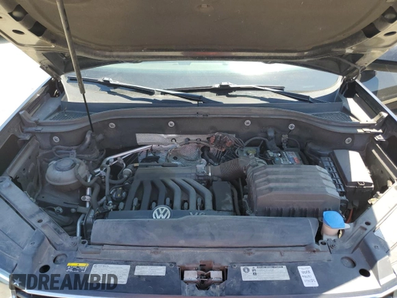 2019 Volkswagen Atlas SE with VIN 1V2WR2CA6KC575087, listed as a Copart auction lot 64336105 with 202,501 mi miles and Clean title. Bid and sale history available at DreamBid. Image 12.