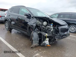 2018 Kia Sportage EX z VIN KNDPN3AC8J7382796, wystawiony jako IAAI lot #42161431 z przebiegiem 42 666 mil mil oraz . Historia ofert i sprzedaży dostępna na DreamBid. Obrazek 1.