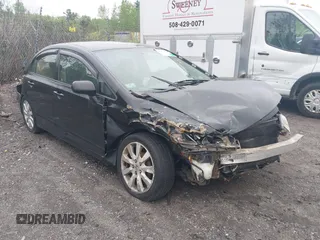 2009 Honda Civic LX z VIN 2HGFA16569H342837, wystawiony jako IAAI lot #42335290 z przebiegiem 240 625 mil mil oraz . Historia ofert i sprzedaży dostępna na DreamBid. Obrazek 1.